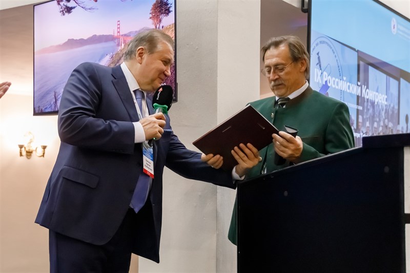 IX Российский конгресс по эндоурологии и новым технологиям с международным участием